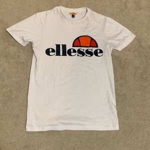 Ellesse tshirt